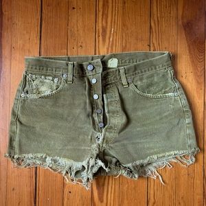 Levi’s 501 green high waisted shorts size 30